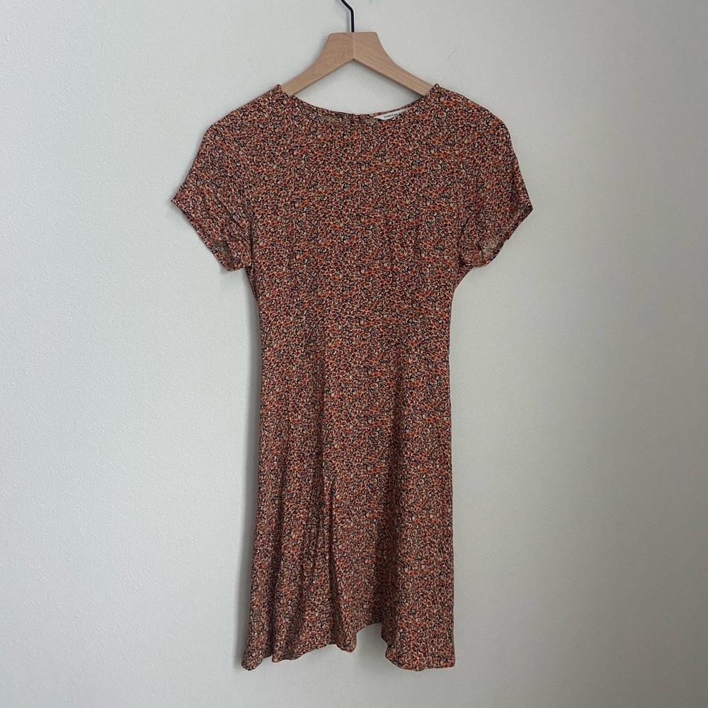 American Eagle Short Sleeve Flower Dress with tie in back